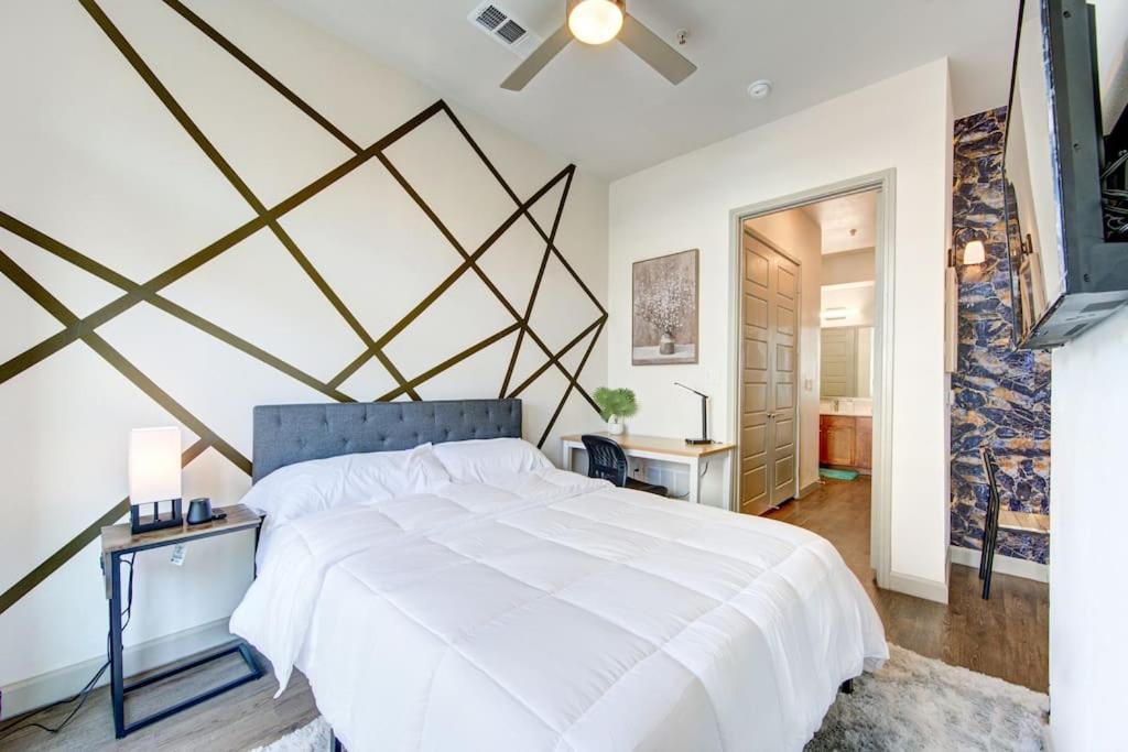 Trendy Downtown 1Bd/Freeparking/Wi-Fi/Pool Apartment ฮูสตัน ภายนอก รูปภาพ